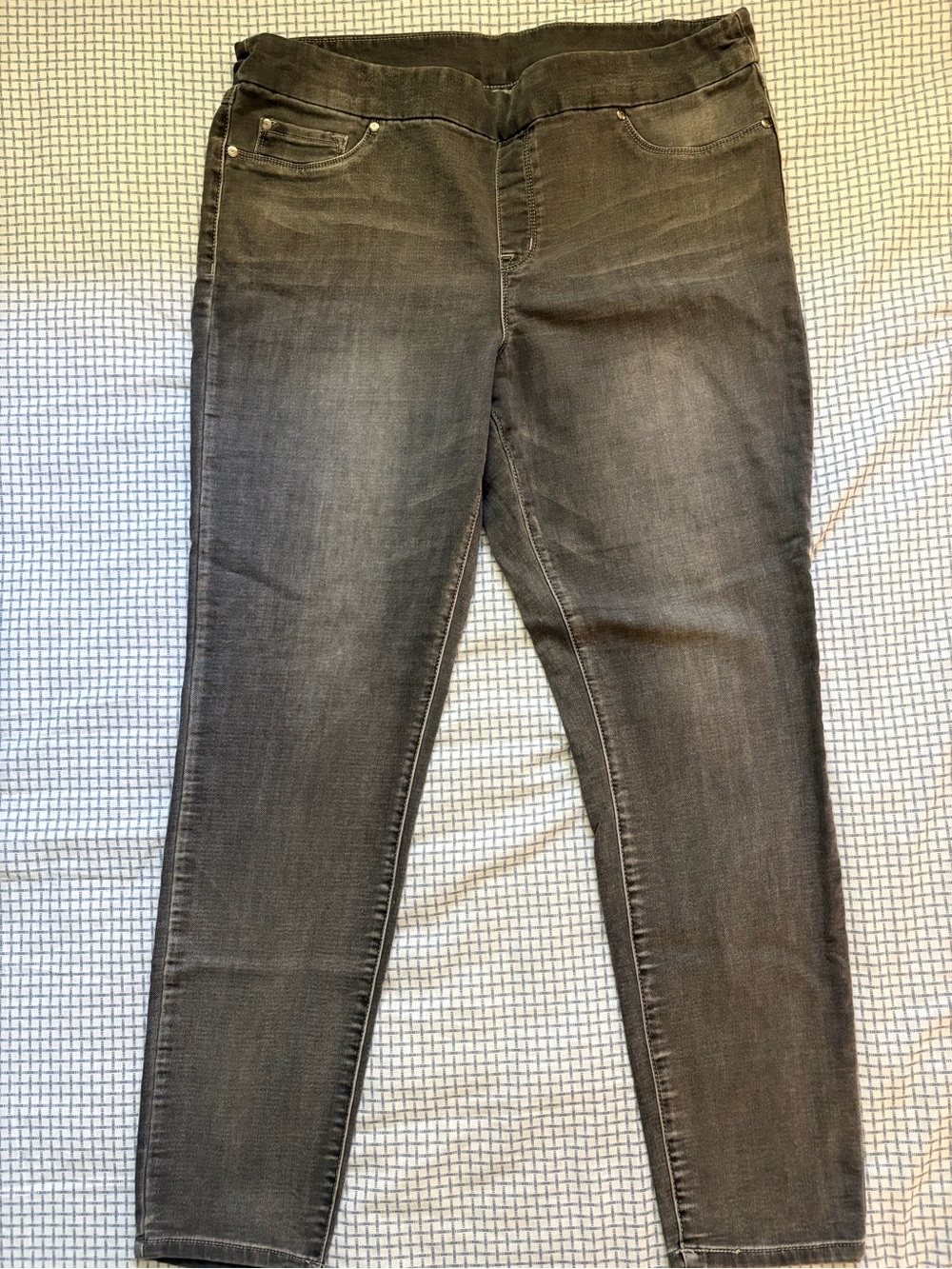 TRIBAL JEANS Women’s Gray Straight Leg Jeans — Classic Everyday Fit - Pull On
